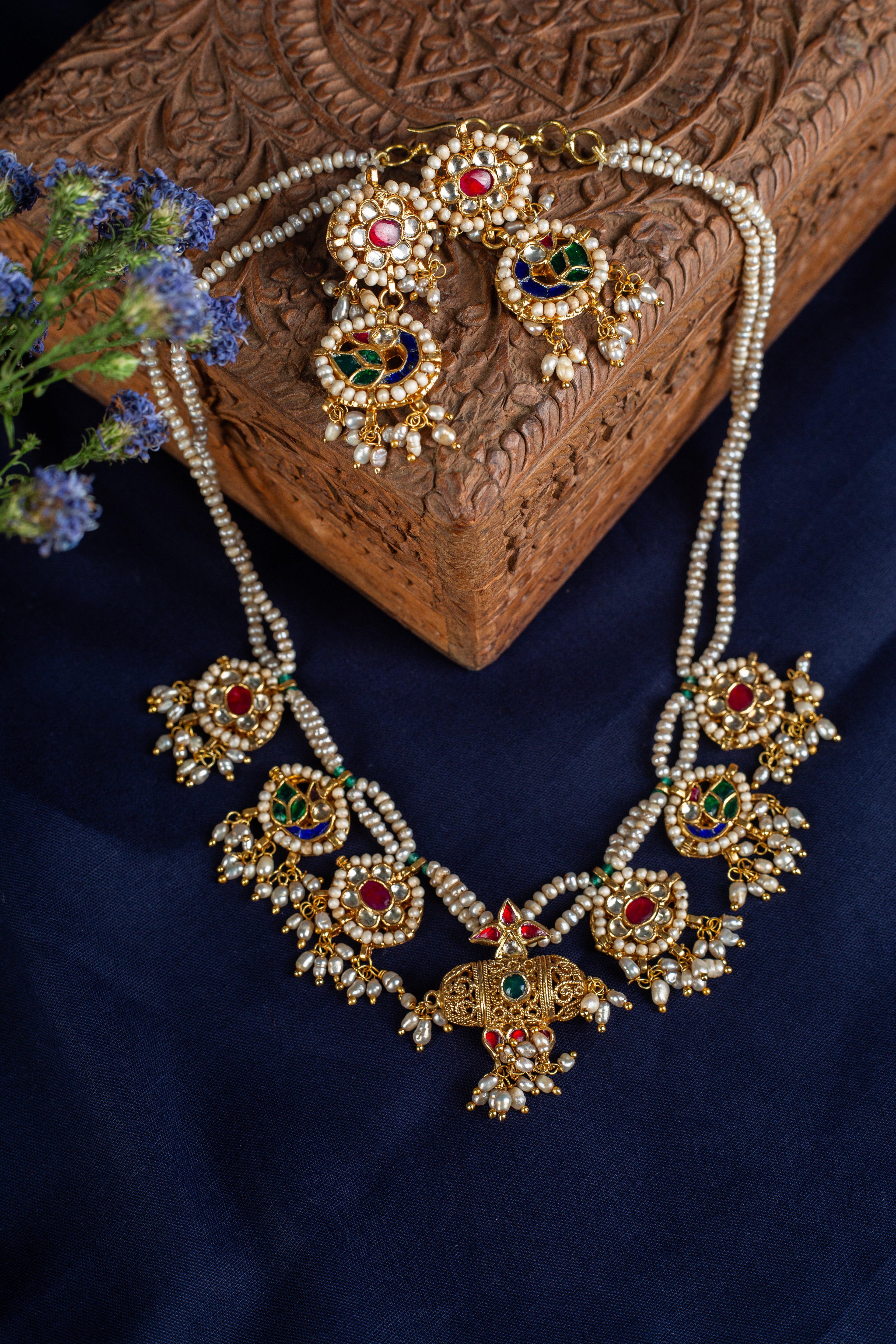 KUNDAN COLLECTION