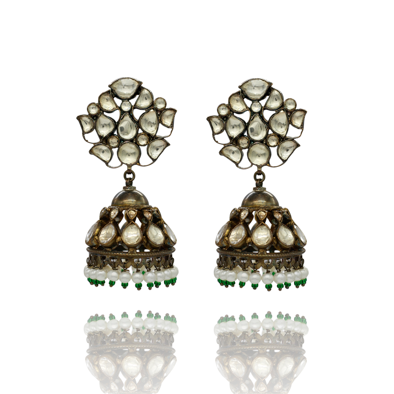 EARRINGS:- 92.5 STERLING SILVER GOLD PLATED WITH KUNDAN, GREEN ONYX AND FRESH WATER PEARLS.