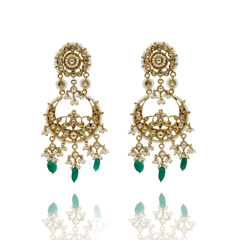 EARRINGS :- 92.5 STERLING SILVER GOLD PLATED WITH KUNDAN & GREEN ONYX AND FRESH WATER PEARLS.