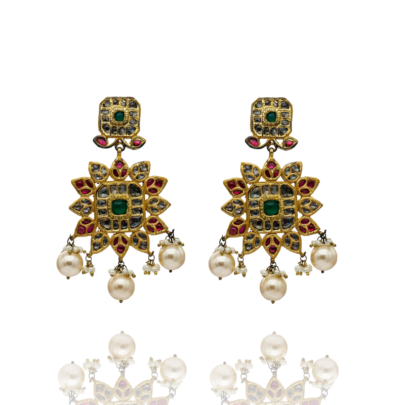 EARRINGS:- 92.5 STERLING SILVER GOLD PLATED WITH KUNDAN, PINK & GREEN ONYX STONES, CULTURED & FRESH WATER PEARLS.