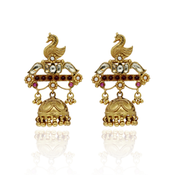 EARRINGS:- 92.5 STERLING SILVER GOLD PLATED WITH CRYSTAL, PINK ONYX AND SILVER BEADS.