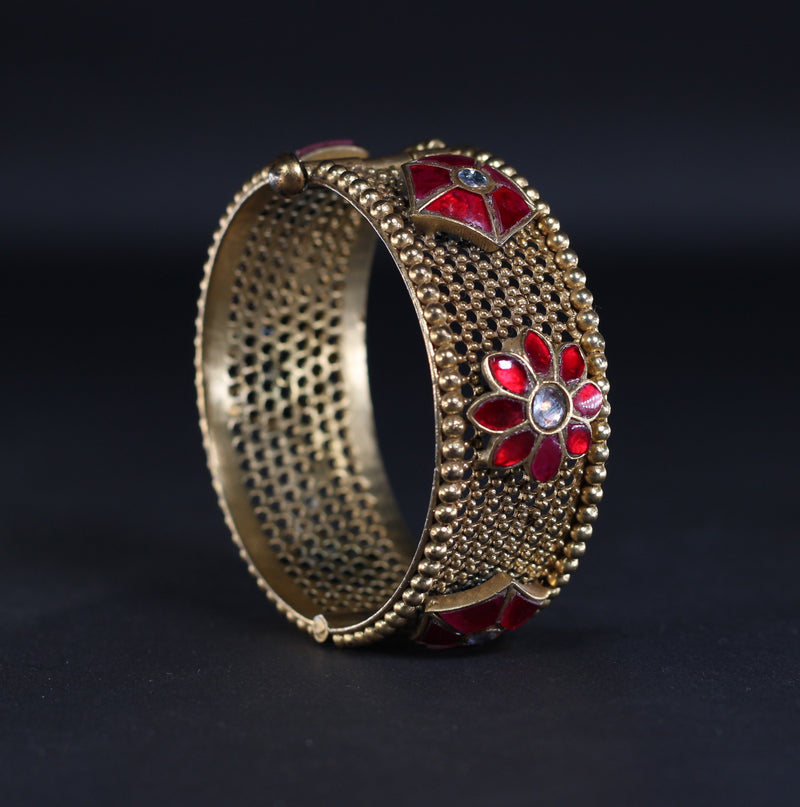 EACH BANGLE IN 92.5 STERLING SILVER WITH 18KT GOLD PLATED, KUNDAN AND PINK ONYX