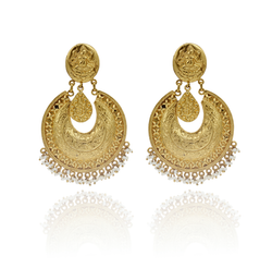 EARRINGS:-92.5 STERLING SILVER GOLD PLATED WITH FRESH WATER PEARLS.