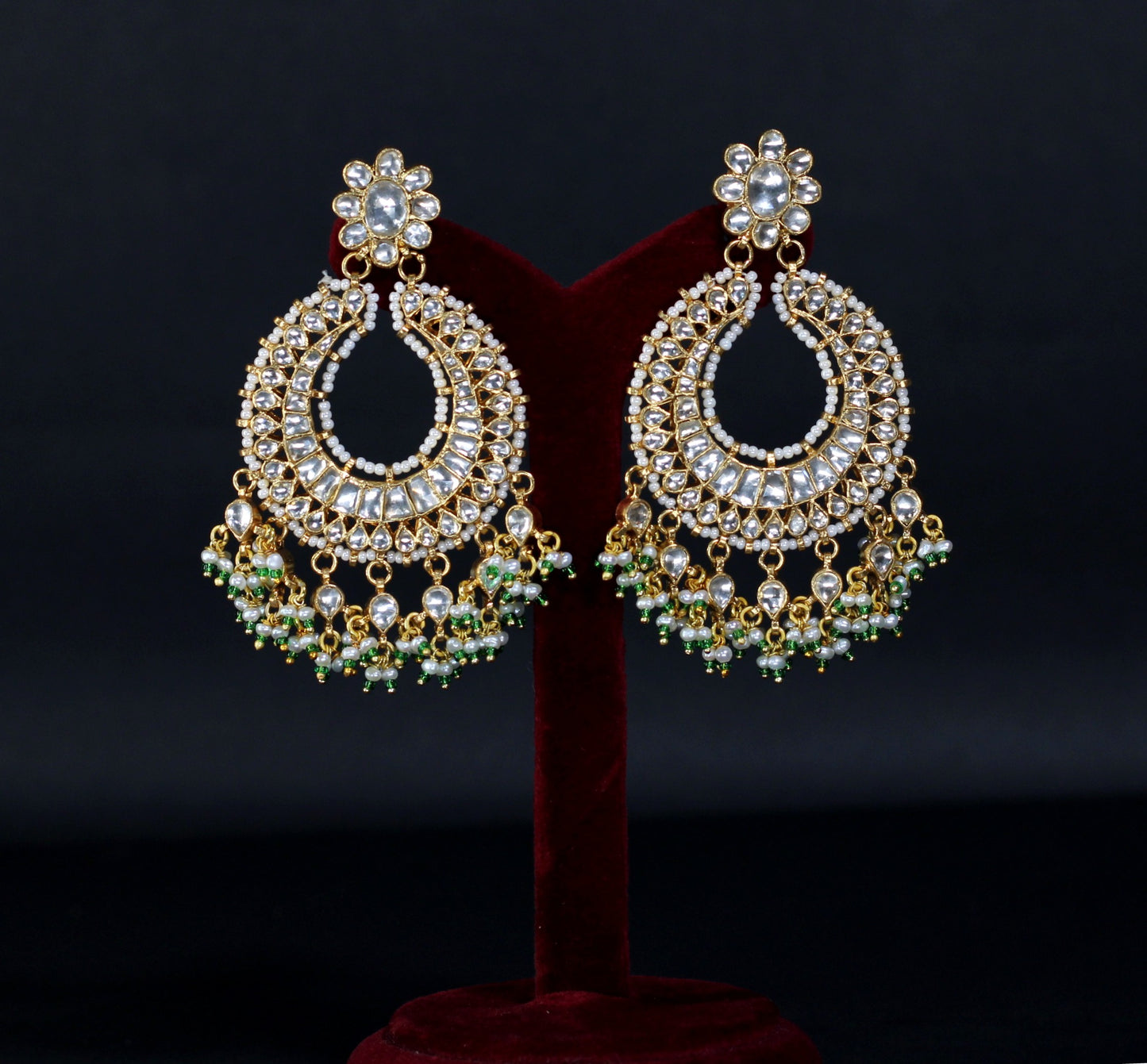 EARRINGS IN 92.5 STERLING SILVER IN 18KT GOLD PLATED WITH KUNDAN, GREEEN ONYX AND FRESH WATER PEARLS