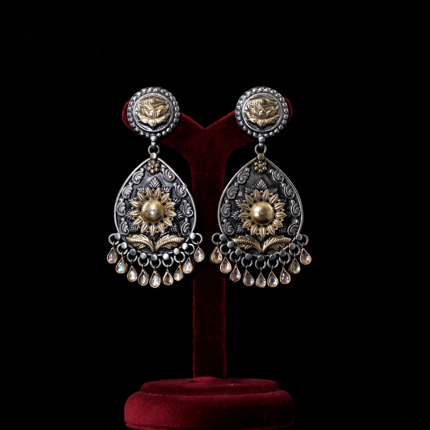 TWO-toned EARRINGS :- 92.5 STERLING SILVER WITH KUNDAN.