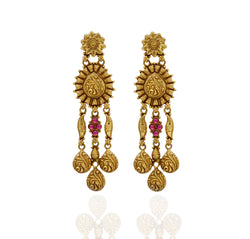 EARRINGS:- 92.5 STERLING SILVER GOLD PLATED WITH PINK ONYX.