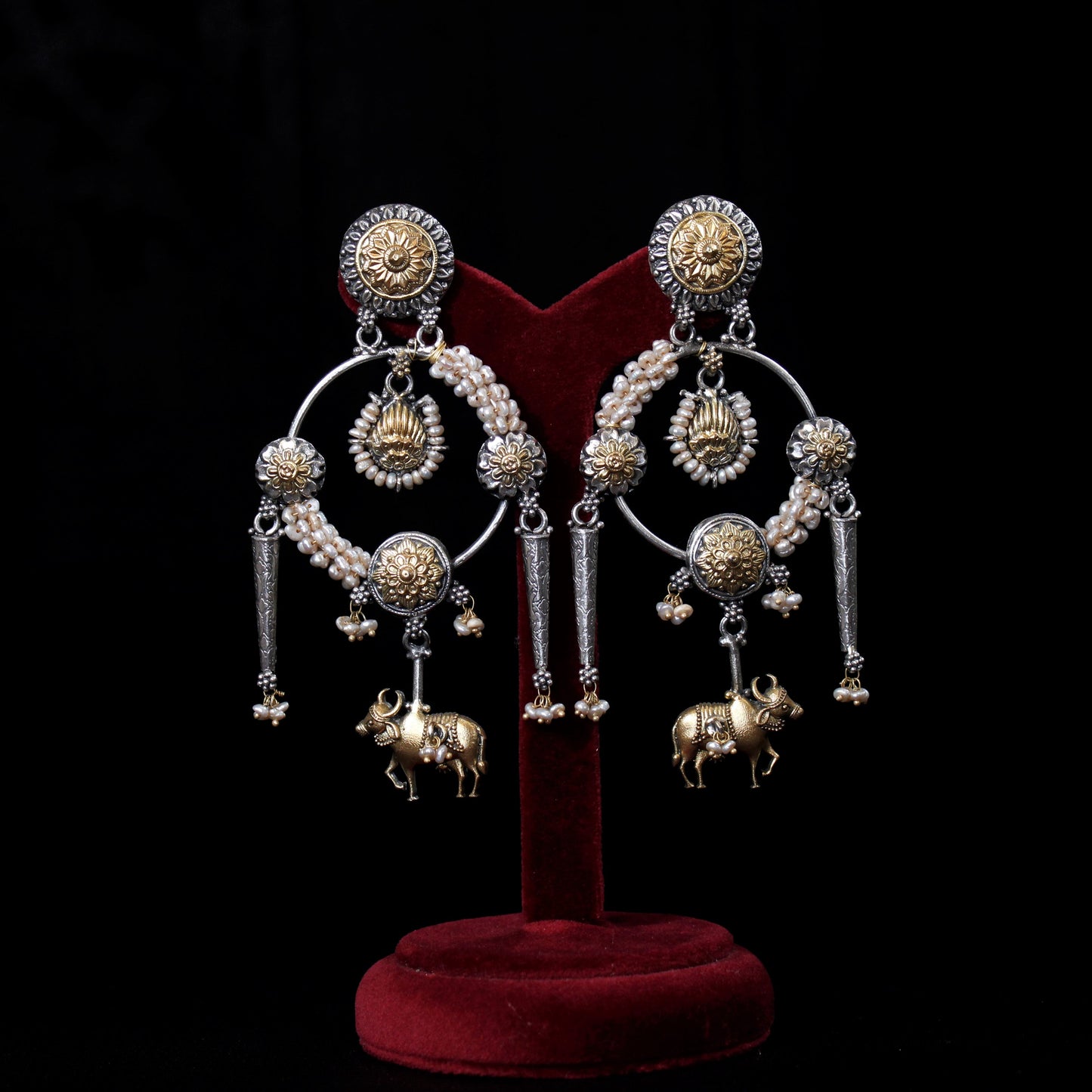 TWO-toned EARRINGS :- 92.5 STERLING SILVER GOLD PLATED WITH FRESH WATER PEARLS.