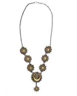 Antique Finish Necklace With Gold Patra