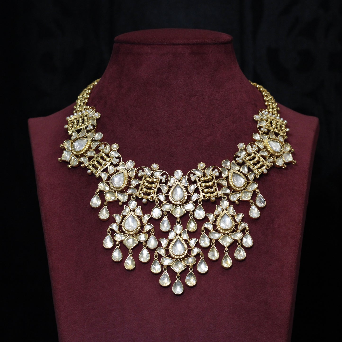 NECKLACE:- 92.5 STERLING SILVER WITH KUNDAN.