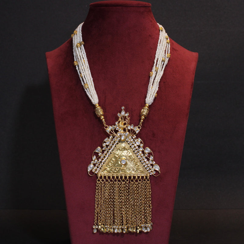 NECKALCE:- 92.5 STERLING SILVER GOLD PLATED WITH KUNDAN AND FRESH WATER PEARLS.