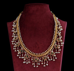 NECKLACE :- 92.5 STERLING SILVER GOLD PLATED WITH GREEN & PINK ONYX STONES, CULTURED & FRESH WATER PEARLS.