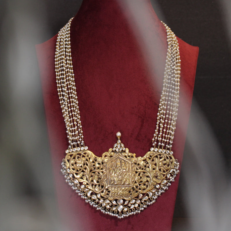 NECKLACE:- 92.5 STERLING SILVER, GOLD PLATED WITH KUNDAN AND FRESH WATER PEARLS.