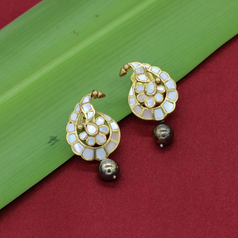 GOLD PLATED STERLING SILVER STUDS IN MOP COLLECTIONS