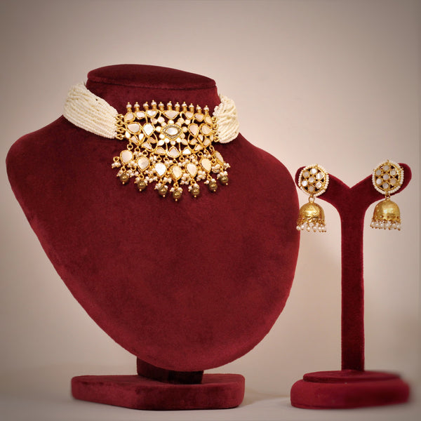NECKLACE and earring in  92.5 STERLING SILVER GOLD PLATED with ZIRCONIA , MOTHER OF PEARLS and FRESH WATER PEARLS.