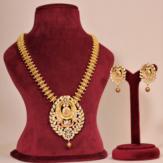 GOLD PLATED STERLING SILVER LONG NECKLACE IN MOP COLLECTIONS.