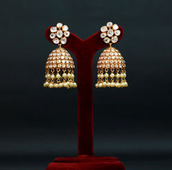 EARRINGS IN 92.5 STERLING SILVER,  GOLD PLATED. WITH KUNDAN & FRESH WATER PEARLS